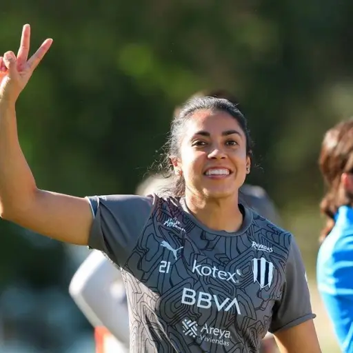 ana-lucia-martinez-rayadas-monterrey-la-final-noviembre-2024-1.webp ,