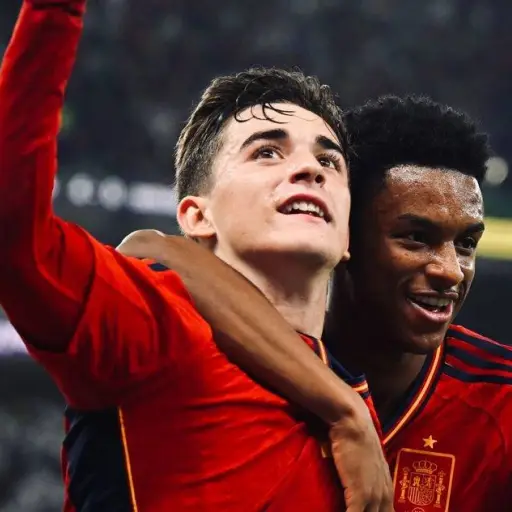 cabezas-de-serie-sorteo-eliminatorio-mundialista-uefa-noviembre-2024.webp ,