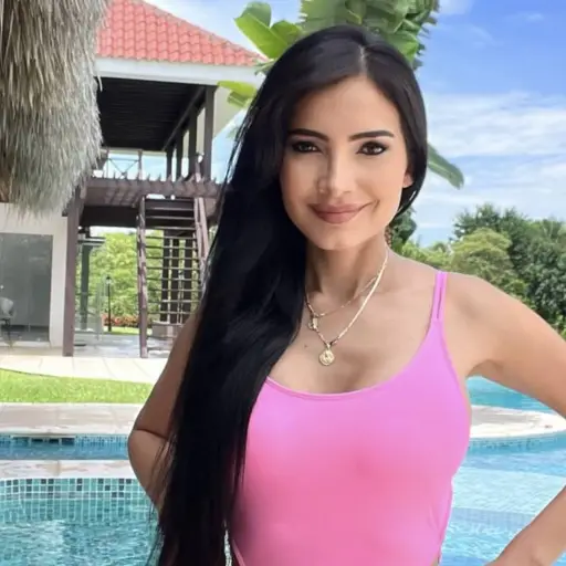 Massiel-Carrillo-emisoras-unidas-diciembre-2024-.png ,