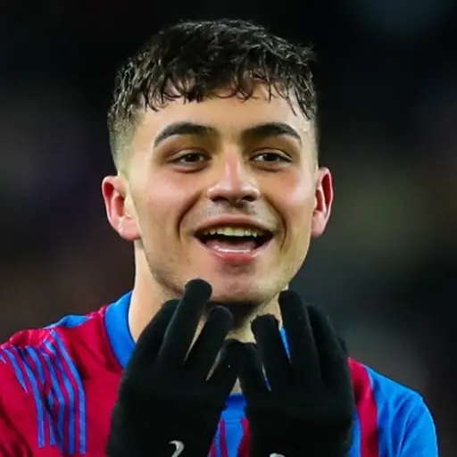 Pedri renueva con el F. C. Barcelona