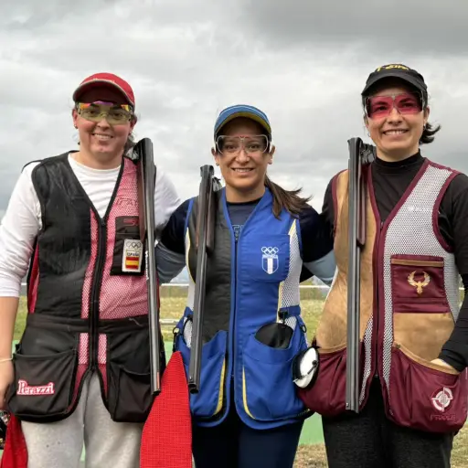 Adriana Ruano brilla con oro en el Grand Prix de Tiro en Málaga - COG