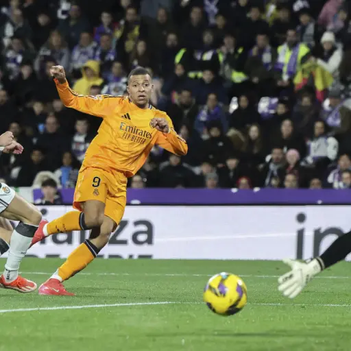 Anotación de Kylian Mbappé ante el Valladolid - EFE