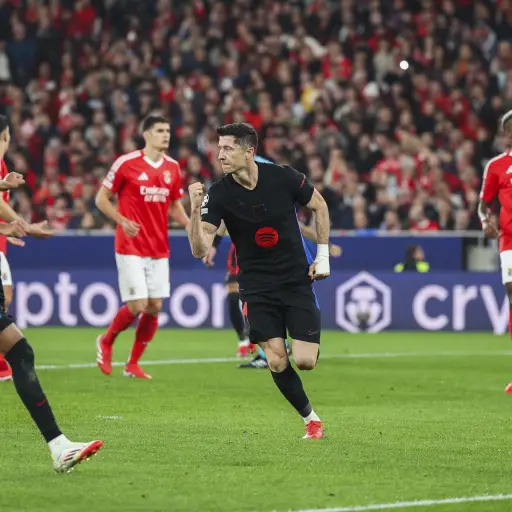 Celebración de Robert Lewandowski ante el Benfica - EFE