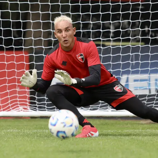 Keylor Navas, listo para debutar - Newells