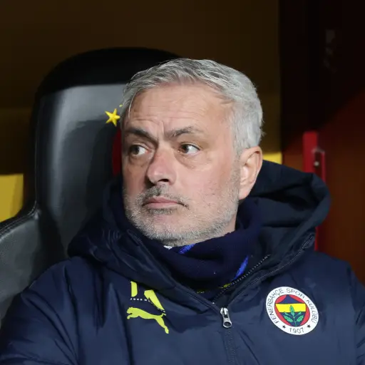 José Mourinho sancionado con cuatro partidos y multa económica 