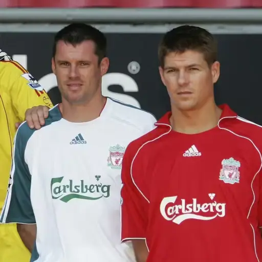 Liverpool y Adidas firman un acuerdo multimillonario - OneFootball