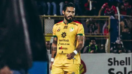 Carlos Salvador Estrada, defensa de Marquense - Facebook de Salvador Estrada 