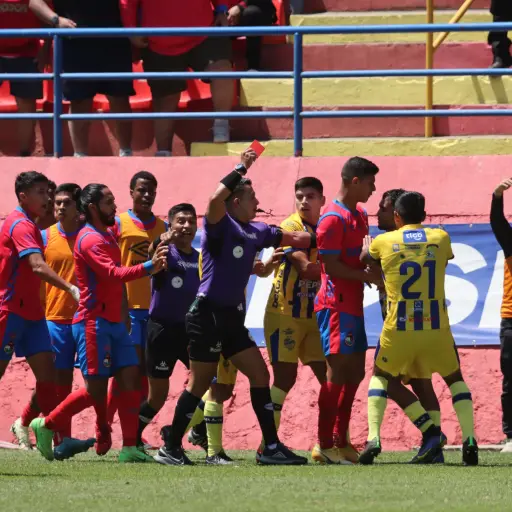 Partido entre Municipal vs. Cobán Imperial - Alex Meoño