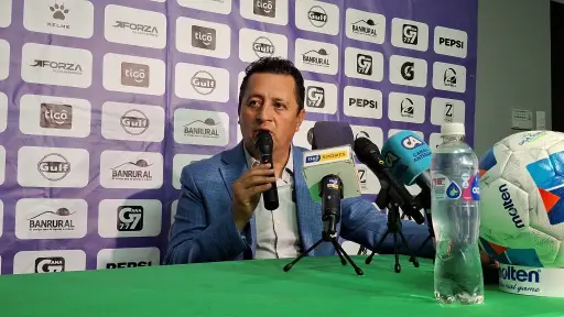 Roberto Montoya, nuevo técnico de Comunicaciones FC - Alex Meoño