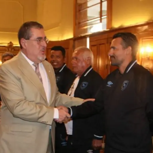 Presidente Bernardo Arévalo envía felicitación a seleccionados de futplaya 