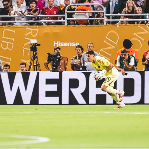 Óscar Ustari en el partido entre Al-Ahly e Inter Miami - Inter Miami