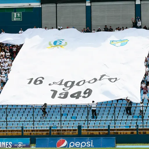 Afición de Comunicaciones FC - Comunicaciones FC