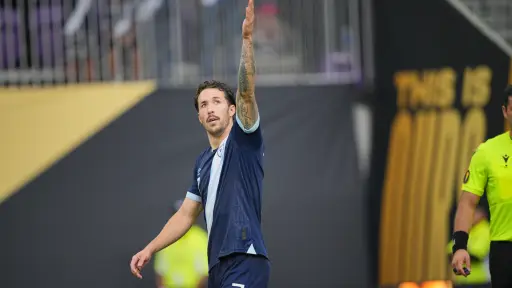 Aaron Herrera celebra su penal ante Canadá - Concacaf