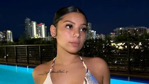 Lina Bina  ,Redes sociales