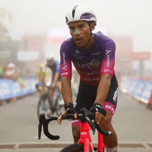 Sergio Chumil completó una nueva etapa de la Vuelta a España - Burgos BH