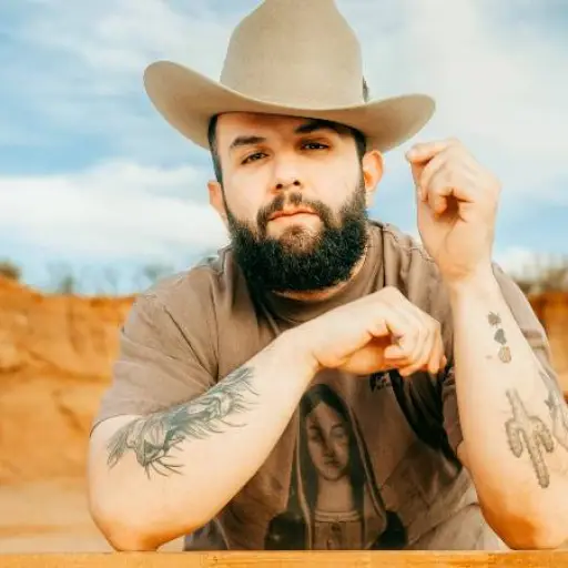 Carin León ,Instagram