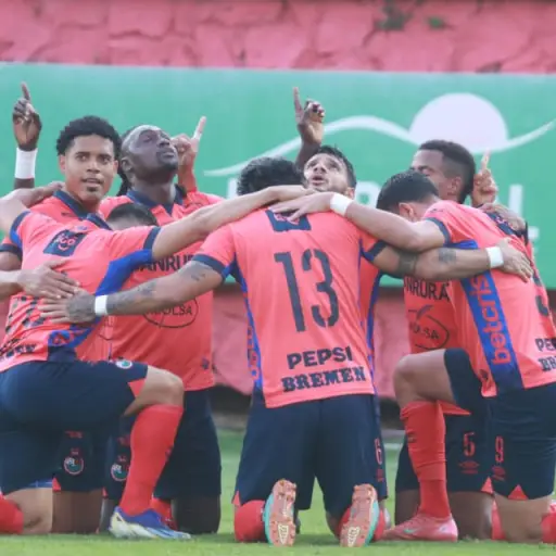 Celebración de Municipal ante Achuapa - Alex Meoño