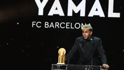 Lamine Yamal gana el Trofeo Kopa