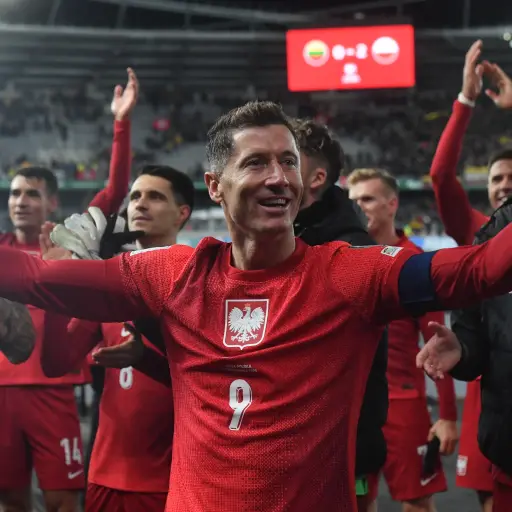 Robert Lewandowski lesionado y es baja en Barcelona