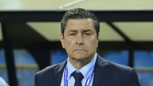 Luis Fernando Tena, técnico de Guatemala - Alex Meoño