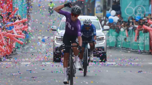 Rodrigo Contreras, del NU Colombia, ganó la octava etapa de Vuelta a Guatemala