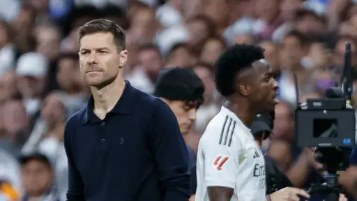 Xabi Alonso hablará con Vinícius en el vestuario