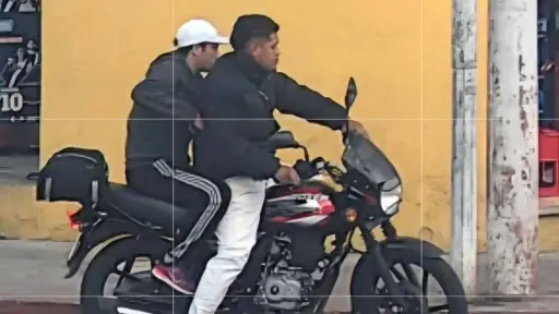 Motoladrones captados en zona 1. ,Captura de pantalla video Facebook.