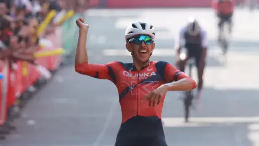 Carlos Macpherson de México ganó la cuarta etapa de la Vuelta a Guatemala 2025