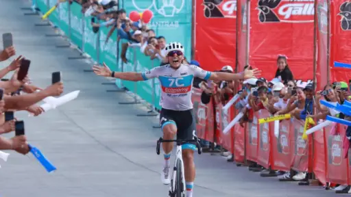 Sebastián Calderón, ganador de la segunda etapa de la Vuelta a Guatemala 2025 - Alex Meoño