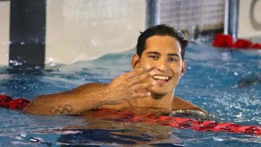 Érick Gordillo destaca en la natación de Juegos Centroamericanos 2025