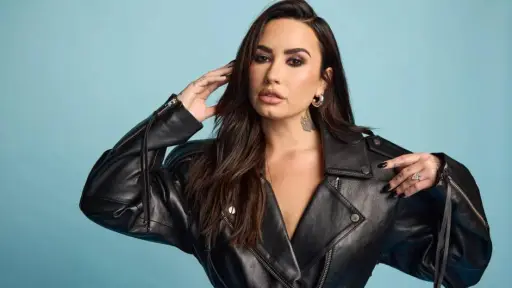 Demi Lovato ,Facebook