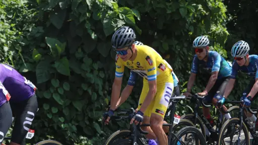 Cristian Muñoz del NU Colombia es líder general de la Vuelta a Guatemala