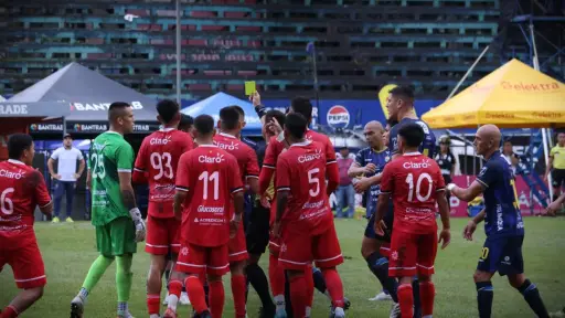 Partido entre Cobán Imperial y Malacateco - Liga Guate Banrural
