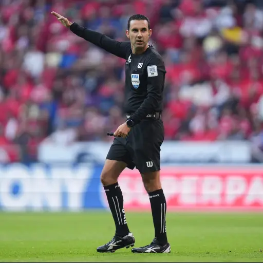 César Arturo Ramos, árbitro mexicano - FMF