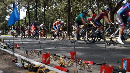 Caravana miniatura de Mario Pineda cumple 12 años