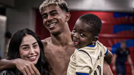 Lamine Yala y Nicky Nicole rompen su noviazgo 