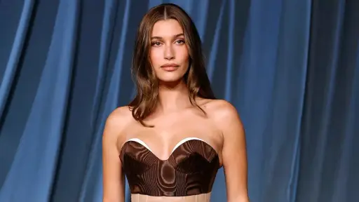 Hailey Bieber ,Instagram