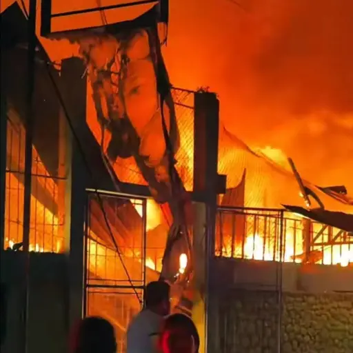 Incendio en mercado de San Pablo, San Marcos. ,Bomberos Voluntarios