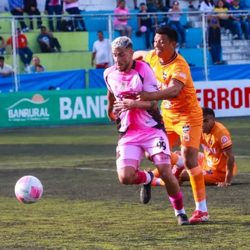 Nicolás Martínez impone clase dentro del futbol guatemalteco 