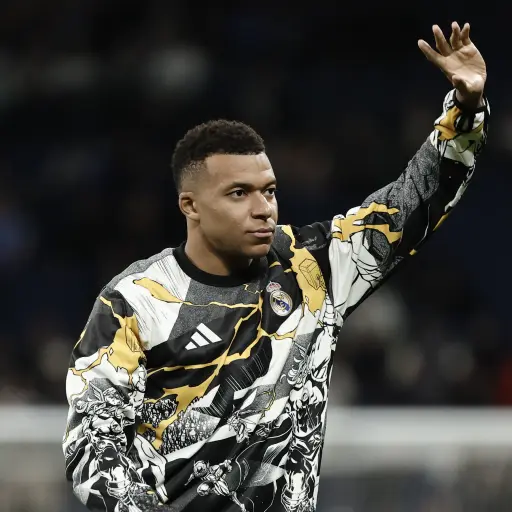 Kylian Mbappé es duda para el duelo ante Alavés