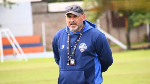 El técnico Martín García en su paso por el Deportivo Achuapa - Deportivo Achuapa