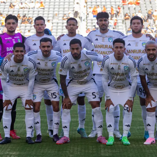 Alineación de Comunicaciones en un partido amistoso ante Municipal - Comunicaciones FC