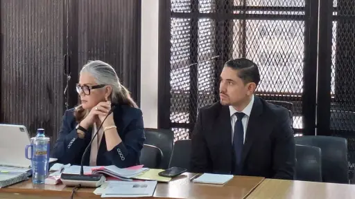 El exviceministro de Gobernación, Carlos García Rubio, en el inicio del juicio en su contra por estar implicado en la muerte del jefe legal del Congreso. ,Ángel Oliva/EU