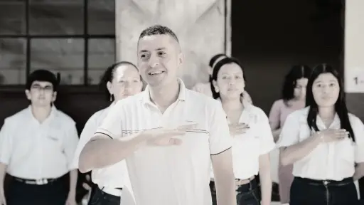 El alcalde de Masagua, Nelson Marroquín, (al frente) participó en varias actividades públicas previo al hecho criminal. ,Municipalidad de Masagua