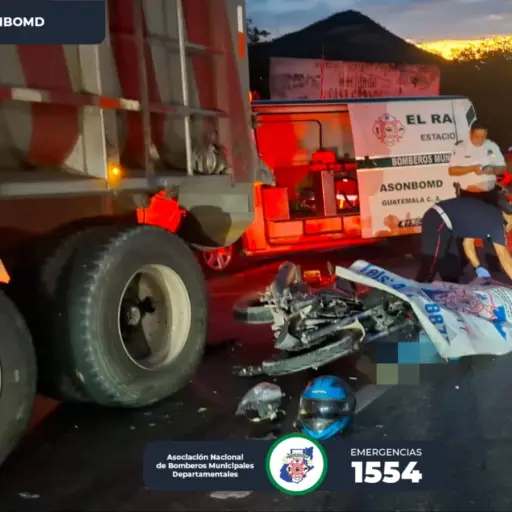 Motorista fallecido en el kilómetro 90 de ruta al Atlántico. ,Bomberos Municipales Departamentales