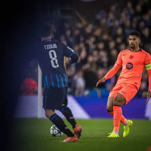 Ronald Araujo en un partido de Champions League entre Brujas y FC Barcelona - FC Barcelona