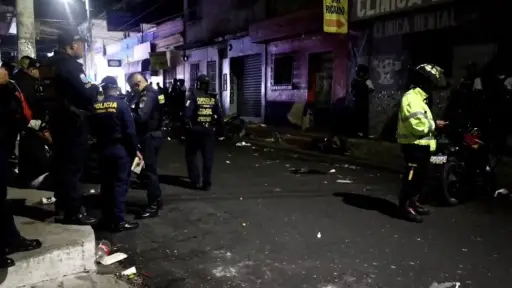 Presunto robamotos es atacado a balazos. ,Capturan de pantalla video de X.