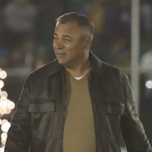 Mauricio Tapia logró esta noche su quinto título con Antigua 