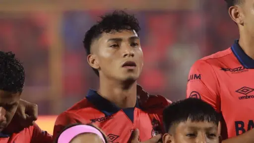 Rudy Muñoz salió con un corte en el rostro tras la final del Apertura 2025