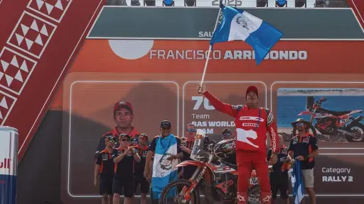 Francisco Arredondo completa el Rally Dakar 2026 - César Pérez